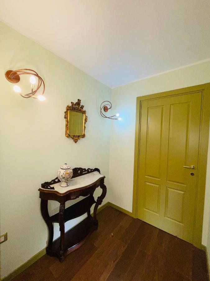 La Casa Di Erica Bed & Breakfast Наполи Екстериор снимка